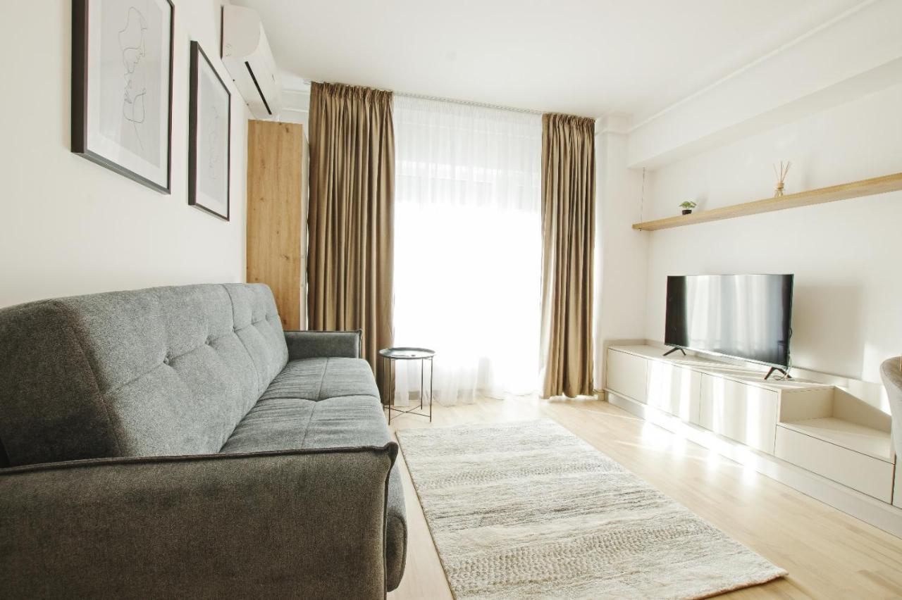 Himson-Beige Apartment Iasi Exterior foto