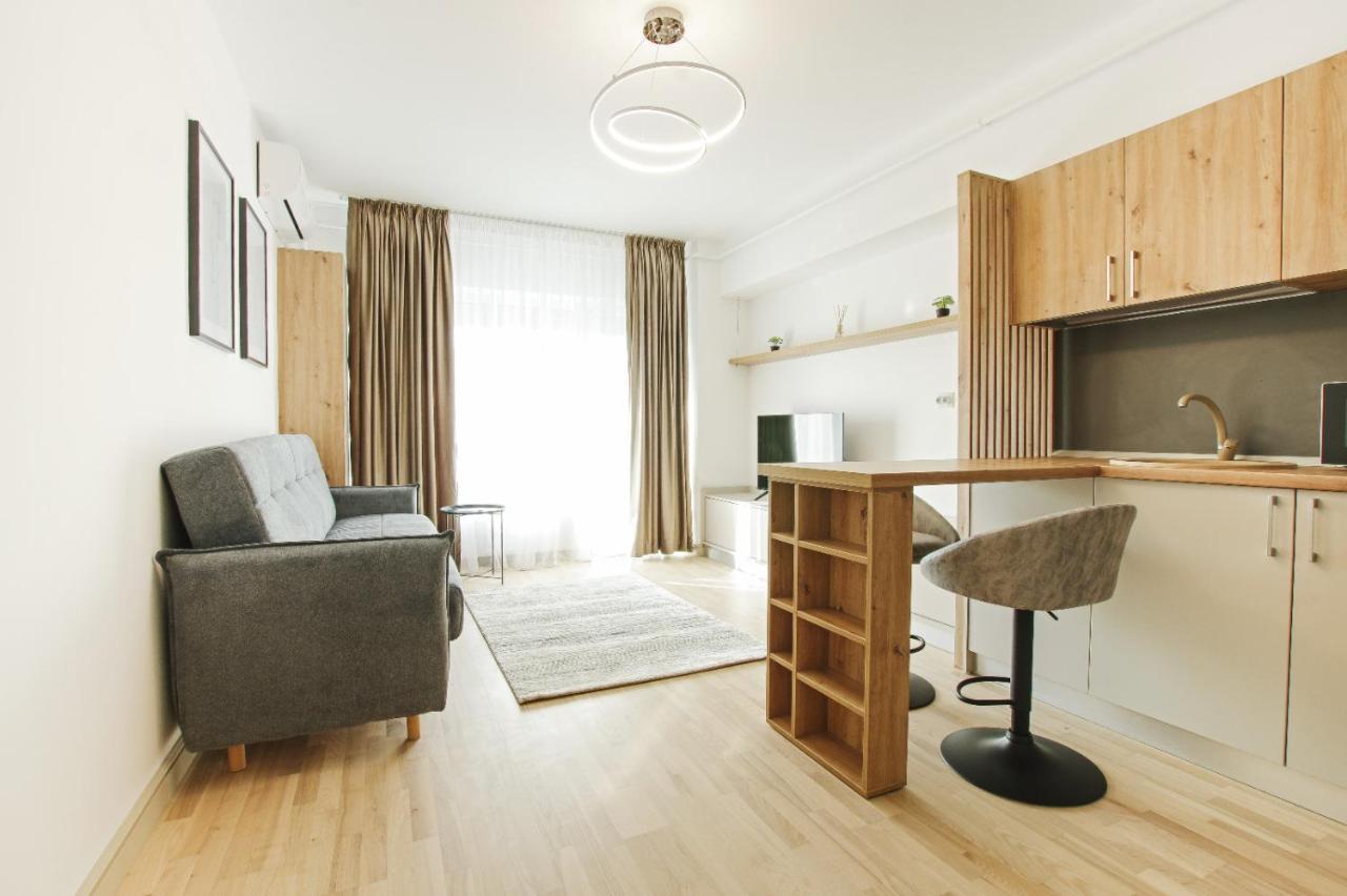 Himson-Beige Apartment Iasi Exterior foto